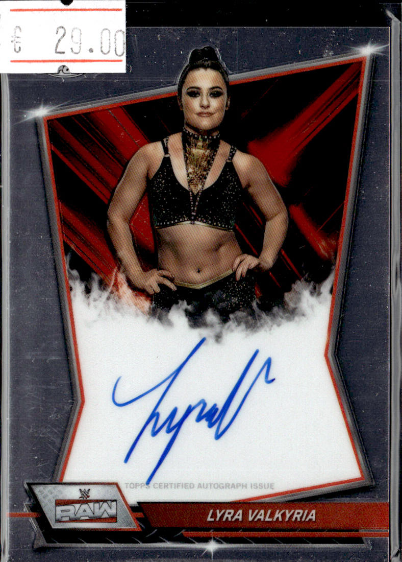 LYRA VALKYRIA - AUTO  - 2026 TOPPS CHROME WWE
